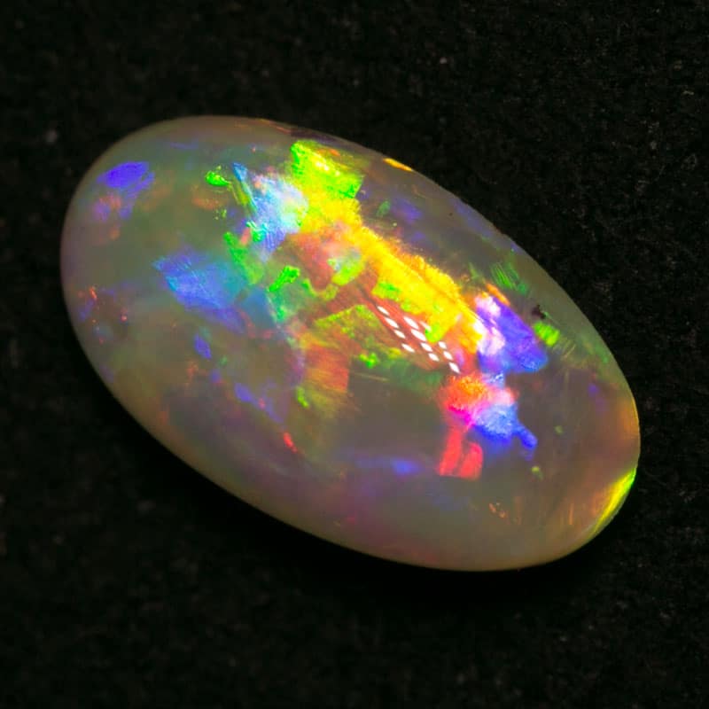 0.96 ct crystal opal 9x5x3mm - Image 2