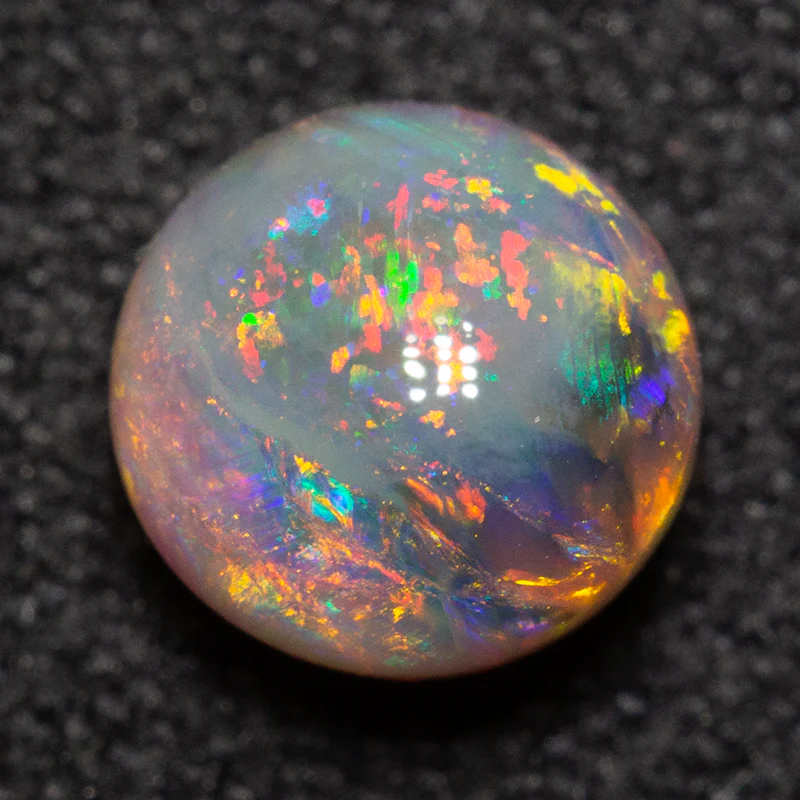 0.96 ct double-sided dark opal 5.9x5.9x4.7mm - Image 4