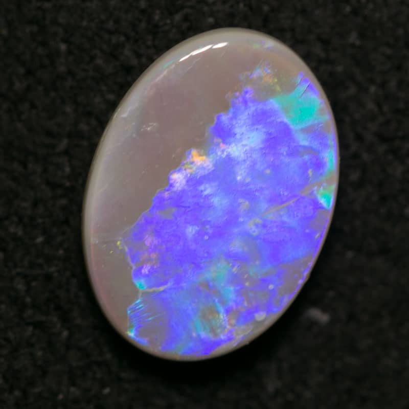 0.97 ct dark opal 9x6x2.5mm - Image 3