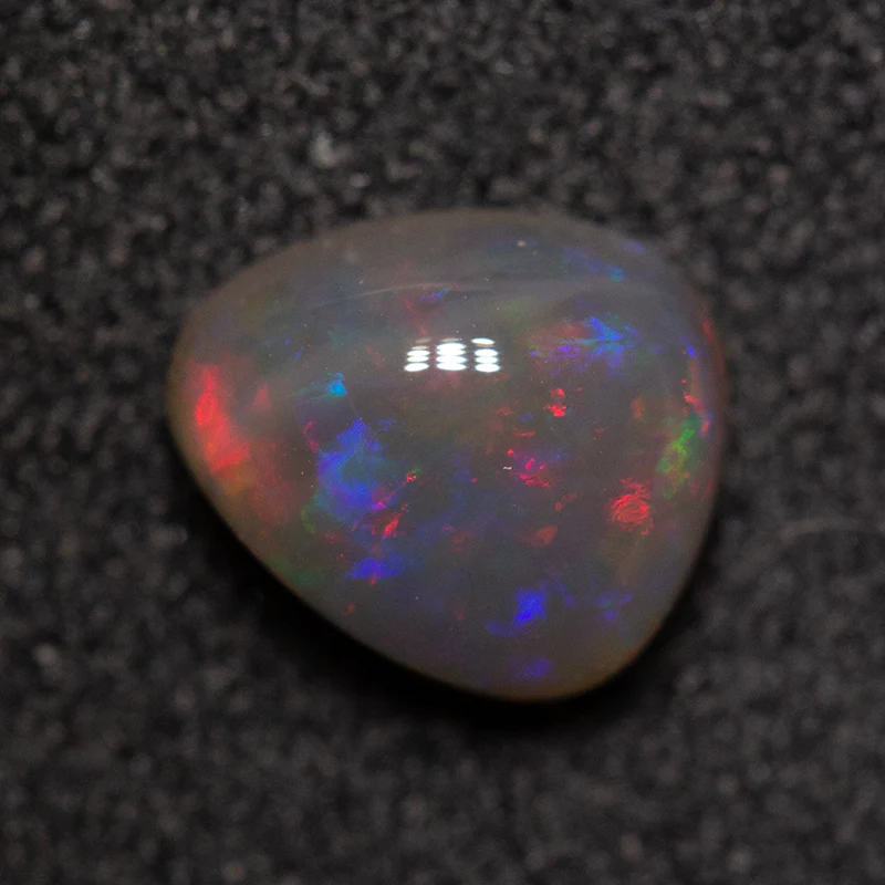 1.00 ct black crystal opal 7.1x6x3.6mm - Image 3