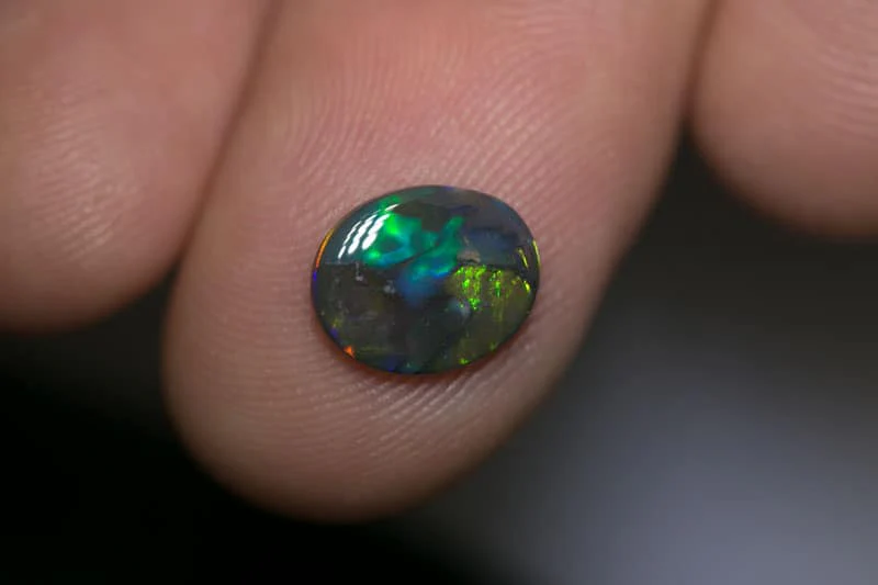1.00 ct black opal 10x8x2mm - Image 4