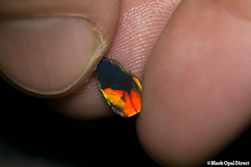 1.01 ct rough opal piece 10mm across - Image 2