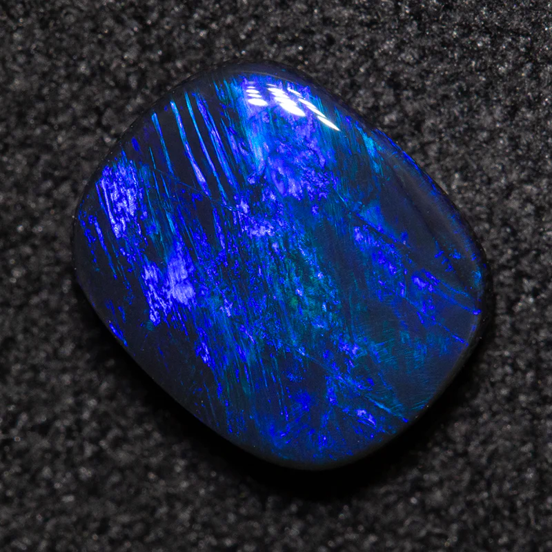 1.02 ct black opal 7.9x6.5x2.7mm - Image 2