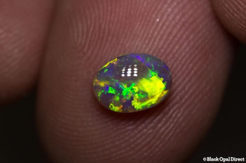 1.03 ct crystal opal 8x6x3mm - Image 2