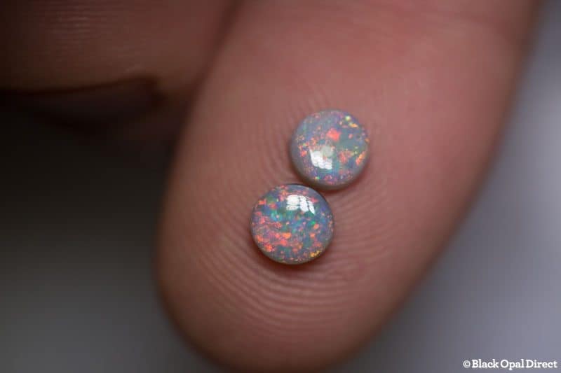 1.03 ct semi black opal pair 5mm round - Image 2