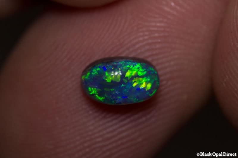 1.04 ct black opal 7.5x4.5x4mm - Image 3