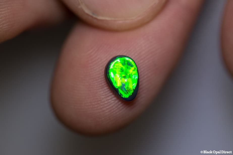1.04 ct gem black opal drop shape 8x5x5x3mm - Image 3