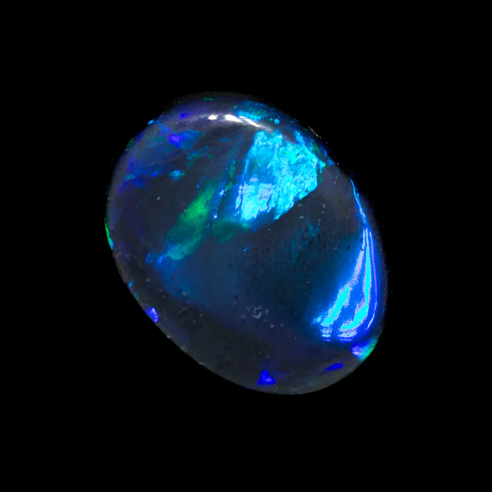 1.05 ct black opal 8.4x6.4x2.9mm - Image 2