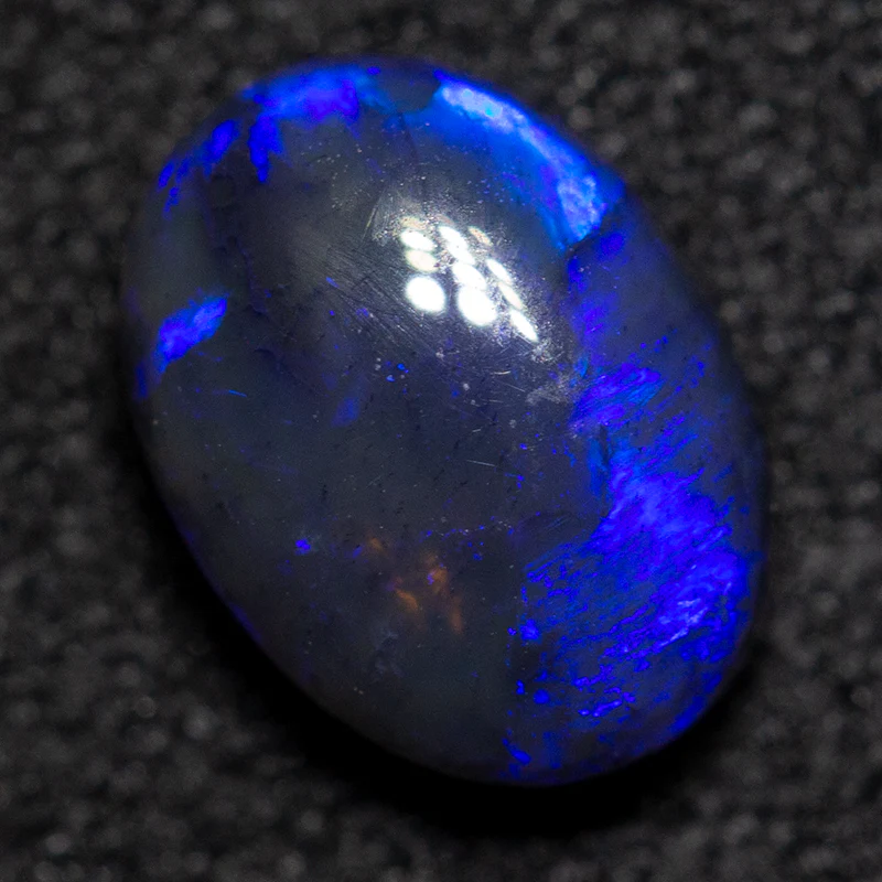 1.05 ct black opal treasure box - Image 2