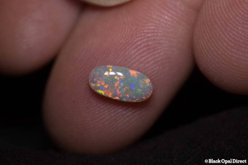 1.05 ct white opal 9.5x5x3mm - Image 4