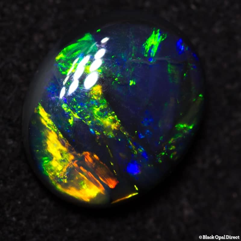 1.06 ct black opal 8x6.5x3mm - Image 3
