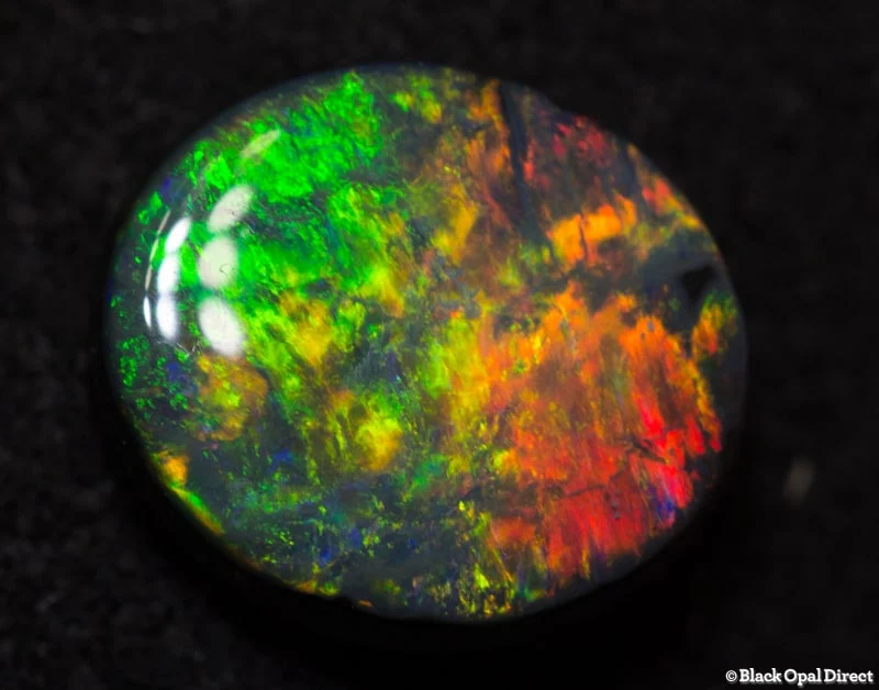 1.07 ct black opal 8x7x3mm For Ettore - Image 3