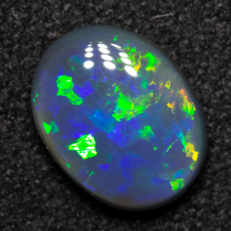 1.09 ct black opal 8.3x6.5x2.9mm - Image 4
