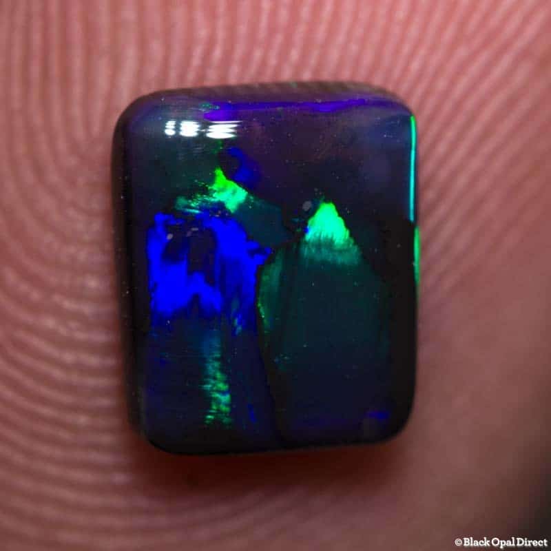1.09 ct black opal cushion cut 8x6.5x2mm - Image 5