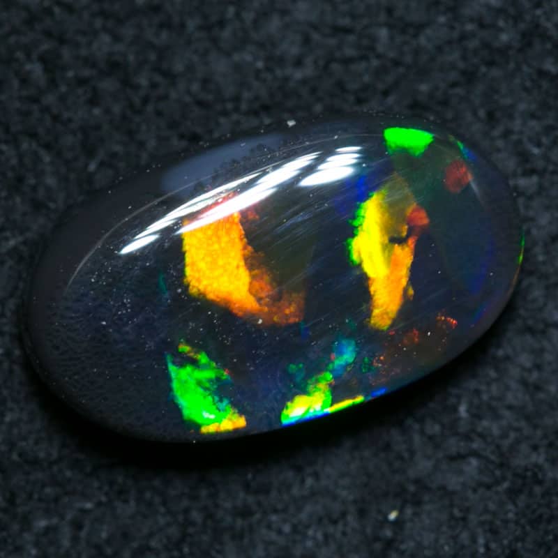 1.10 ct black opal 9.5x5x3mm - Image 4