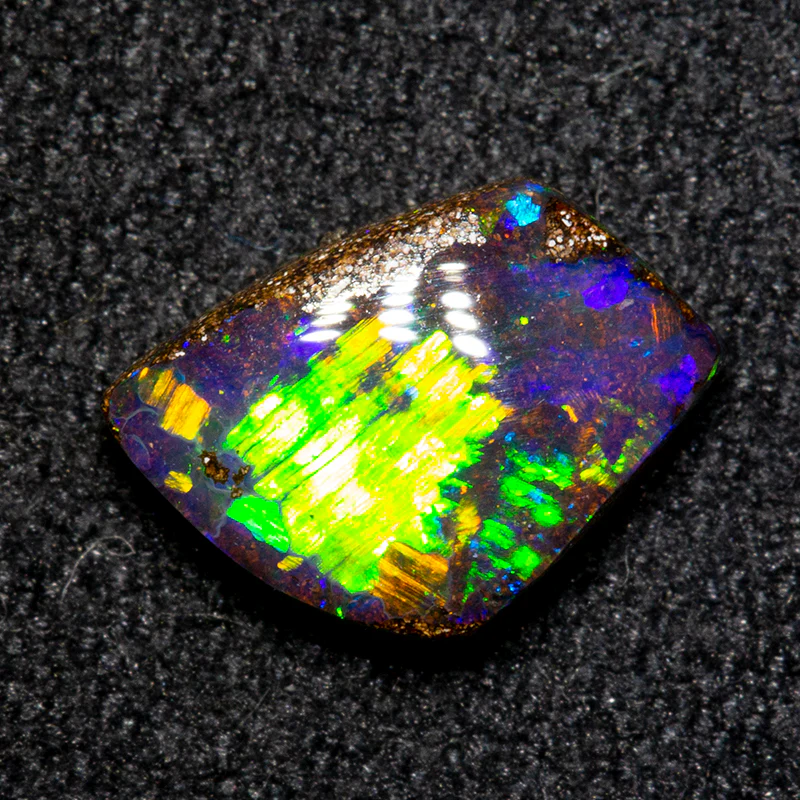1.11 ct boulder opal 7.1x5.8x2.6mm - Image 2