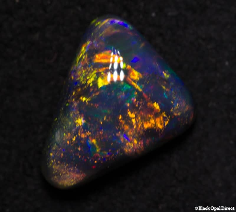 1.11 ct triangular black opal gem 8x6x4mm abdi - Image 2