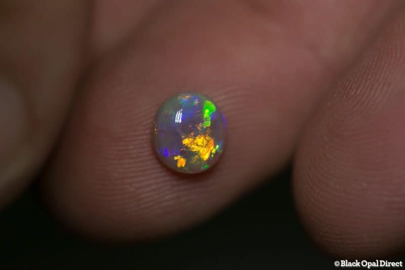 1.12 ct crystal opal 7x6.5x3mm - Image 2