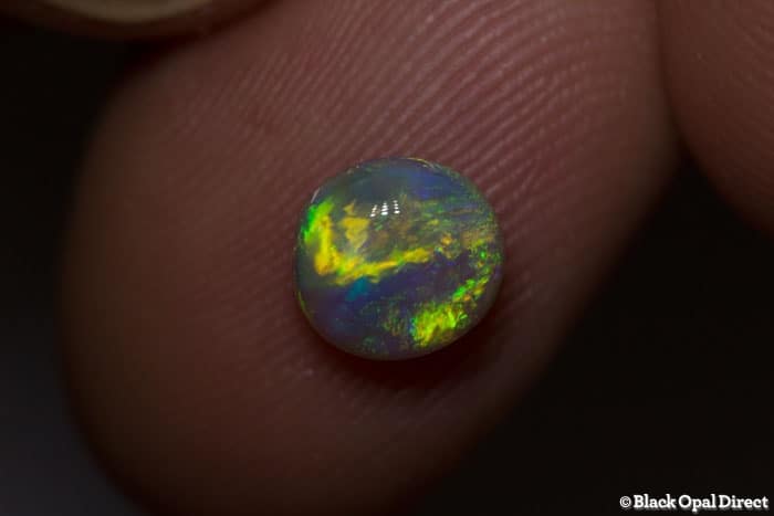 1.12 ct crystal opal 7x6x4mm - Image 2