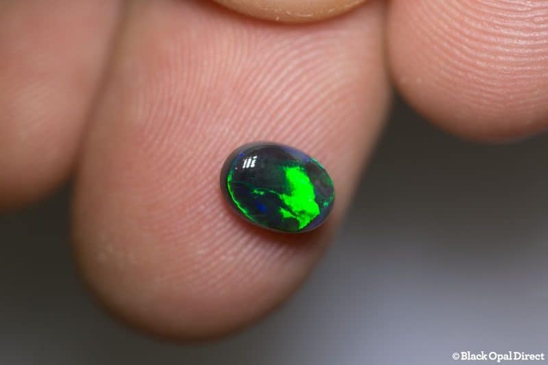 1.13 ct black opal 8x5.5x3.5mm - Image 3