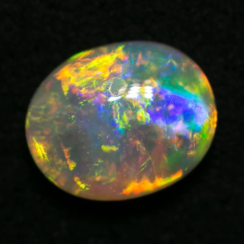 1.13 ct crystal opal 8x7x3mm - Image 4