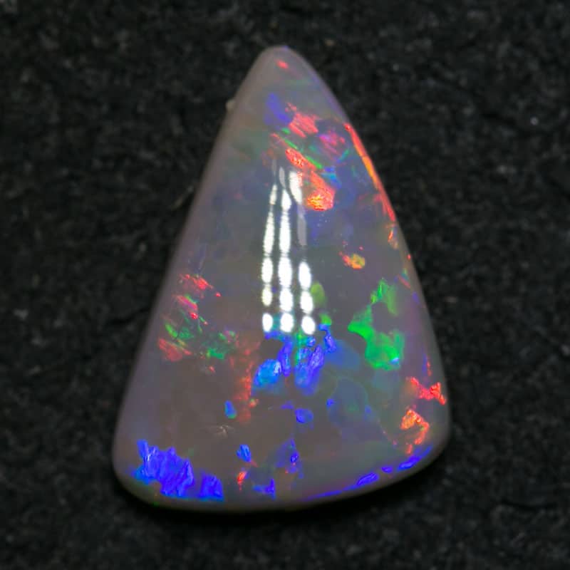 1.13 ct dark opal baroque shape 10x7x3mm - Image 3
