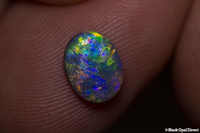 1.13 ct semi black opal 8.5x6.5x2.5mm - Image 2