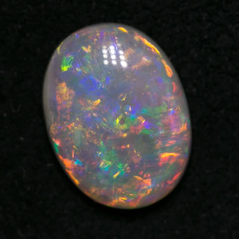 1.13 ct white opal 9x7x2.5mm - Image 2