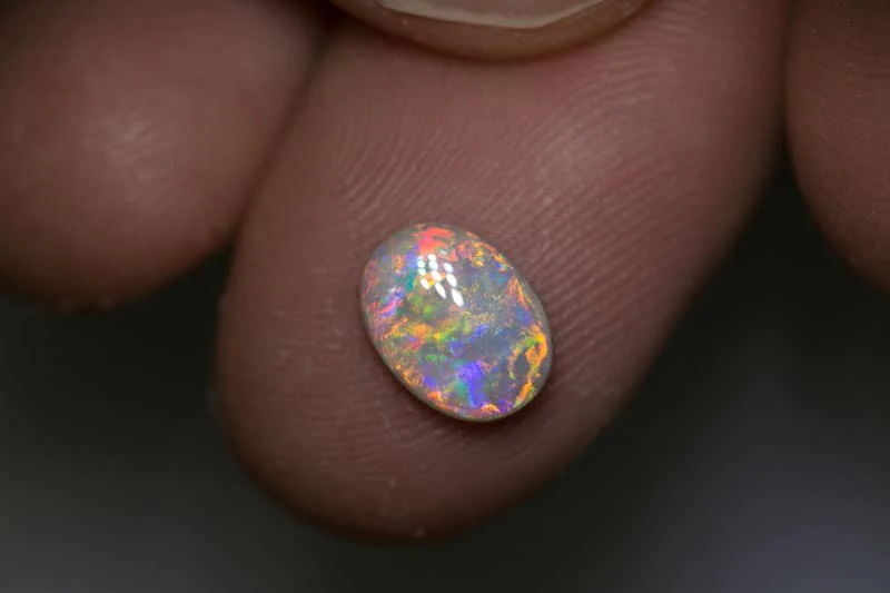 1.13 ct white opal 9x7x2.5mm - Image 3