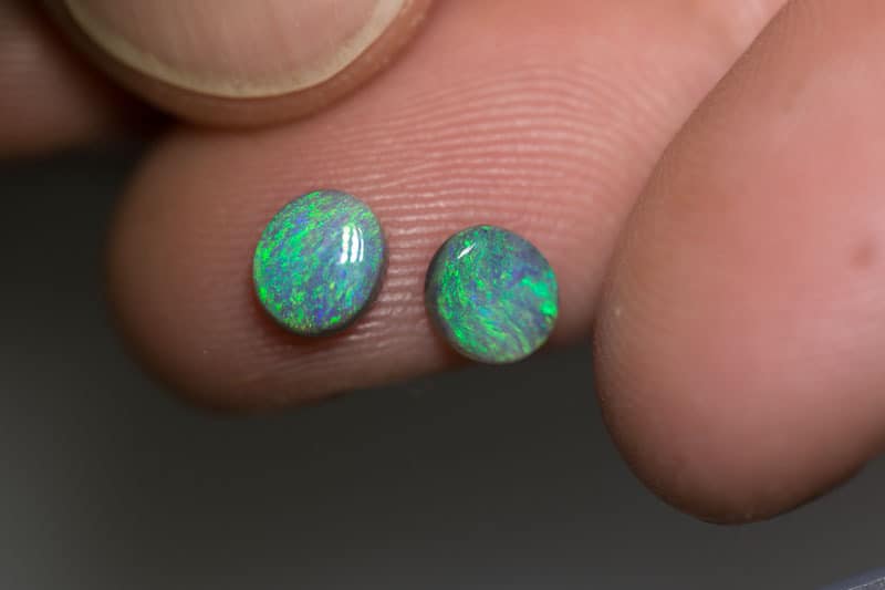 1.14 ct dark opal pair 6x5mm - Image 3