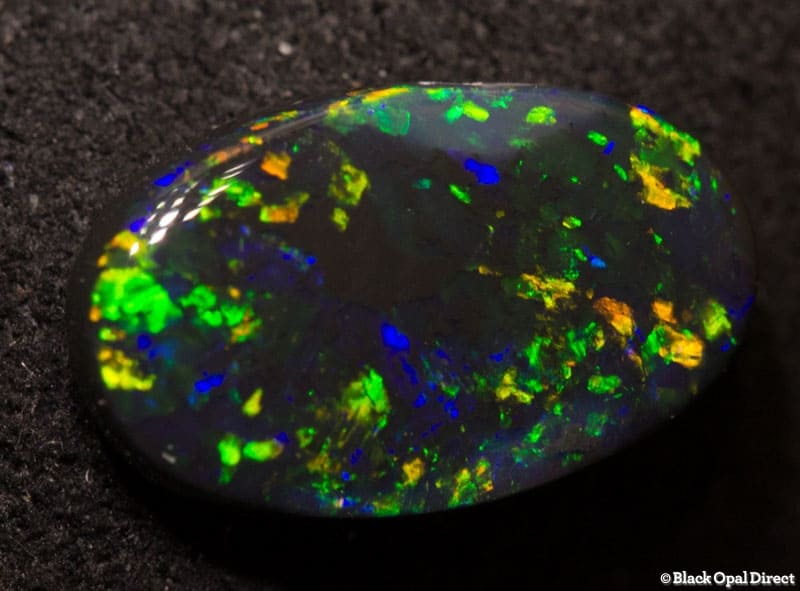 1.15 ct black opal 10x6x2mm - Image 2
