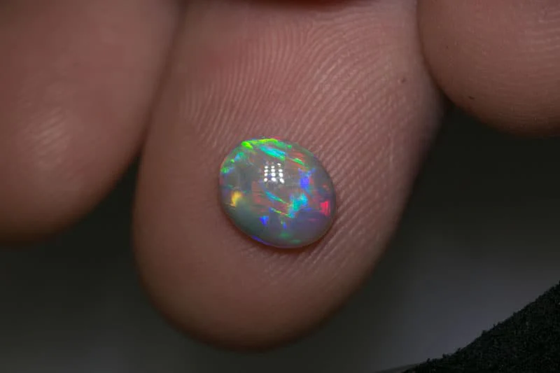 1.15ct dark opal 8x7x3mm - Image 2