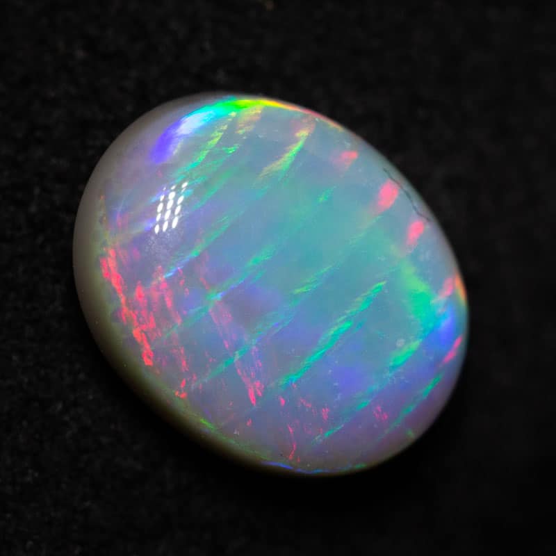 1.17 ct dark fish scale pattern opal 8.3x6.8x3.2mm - Image 4