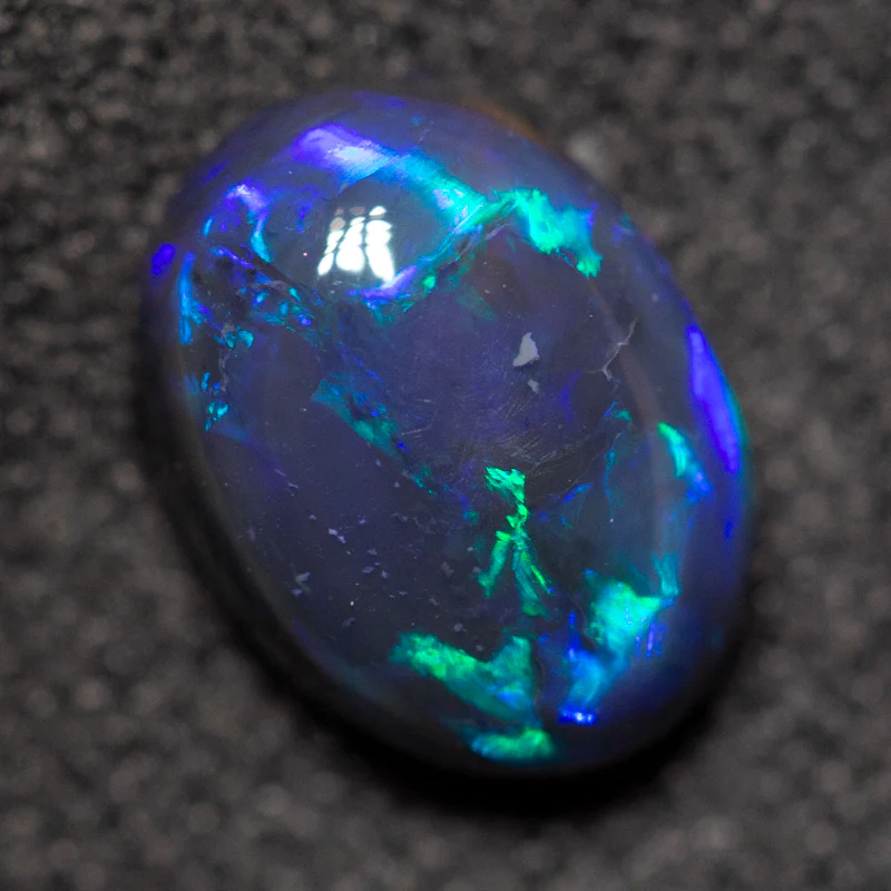 1.23 ct black opal 8.3x6.1x3.9mm - Image 3