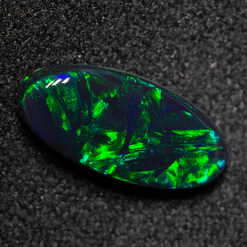 1.24 ct black opal 11.3x5.3x2.9mm - Image 3