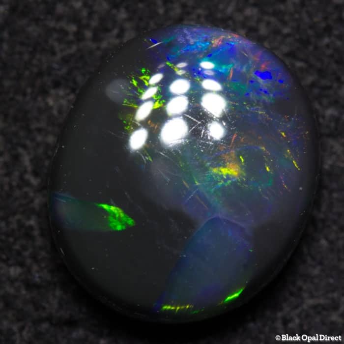 1.24 ct black opal 8x6.5x3mm - Image 3