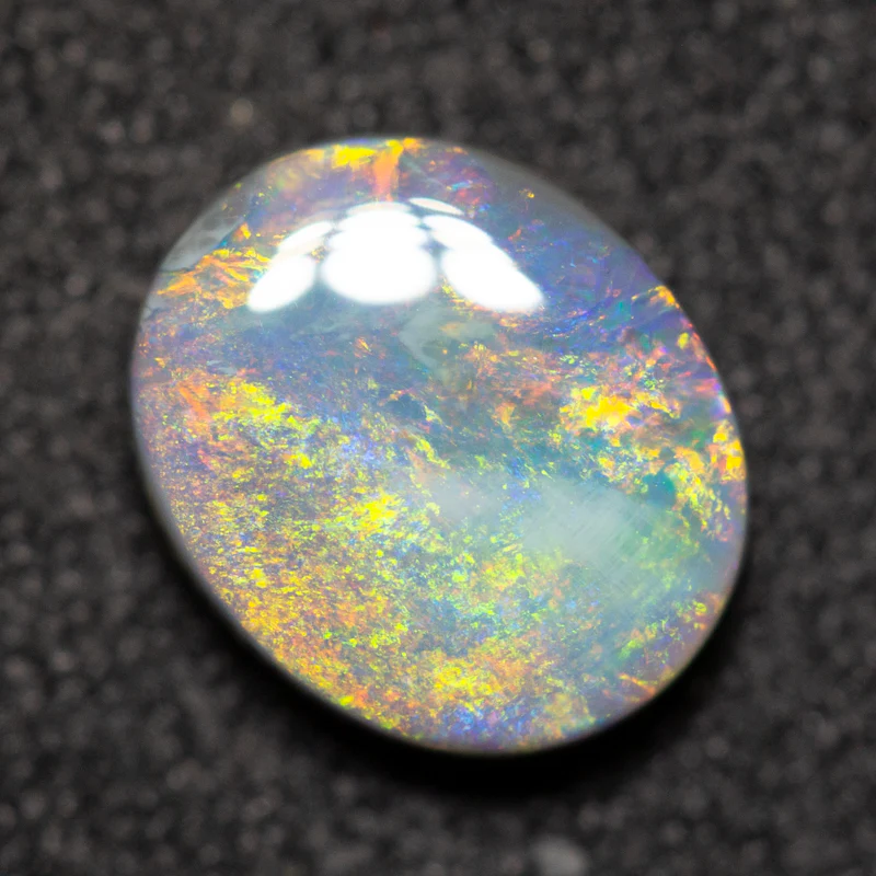 1.24 ct dark opal 8.2x6.8x3mm - Image 2