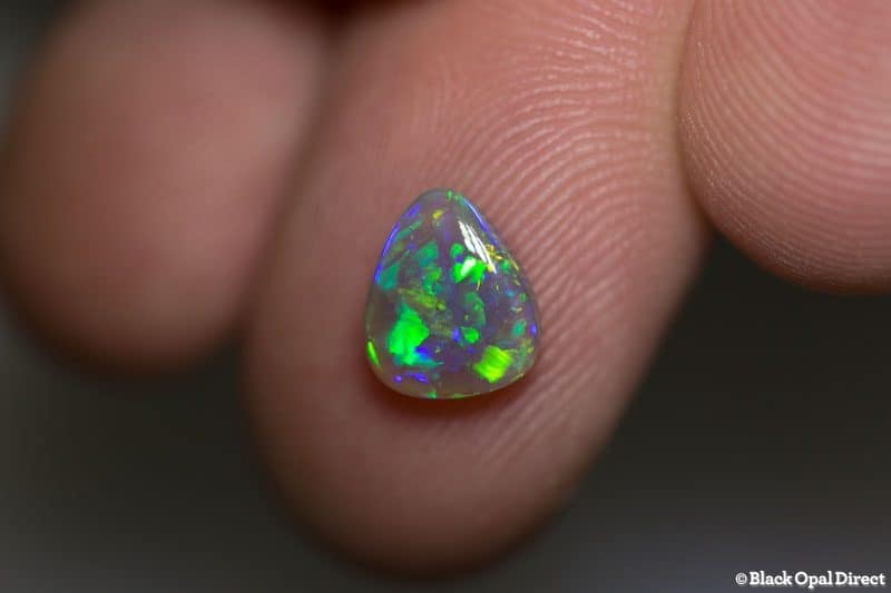 1.27 ct dark crystal opal 8.5x7x3mm - Image 3