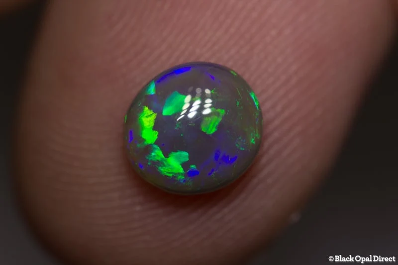 1.29 ct semi black opal 8x7x3.5mm - Image 2