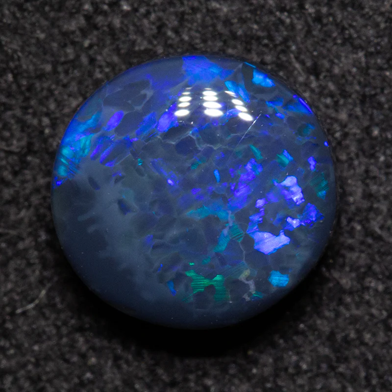 1.30 ct black opal 7.3x7.1x3.6mm - Image 3