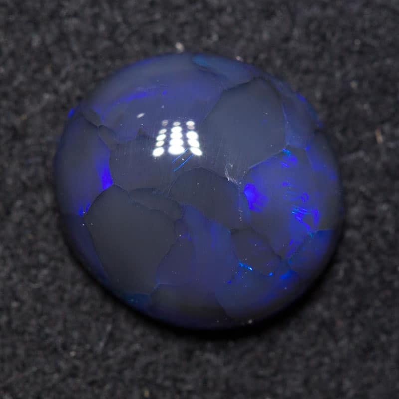 1.30 ct black opal 8x7x3mm - Image 3