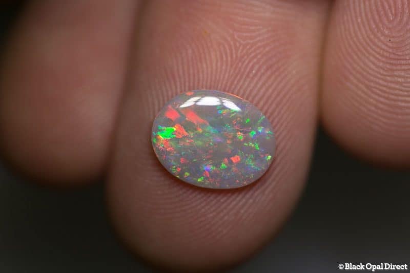 1.30 ct dark opal 11x8.5x2mm - Image 2