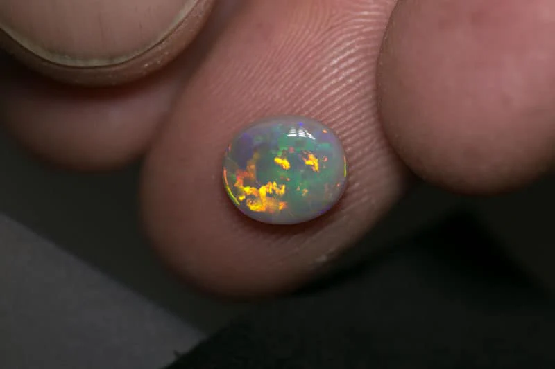 1.31 ct dark opal 8.5x7x3mm - Image 2