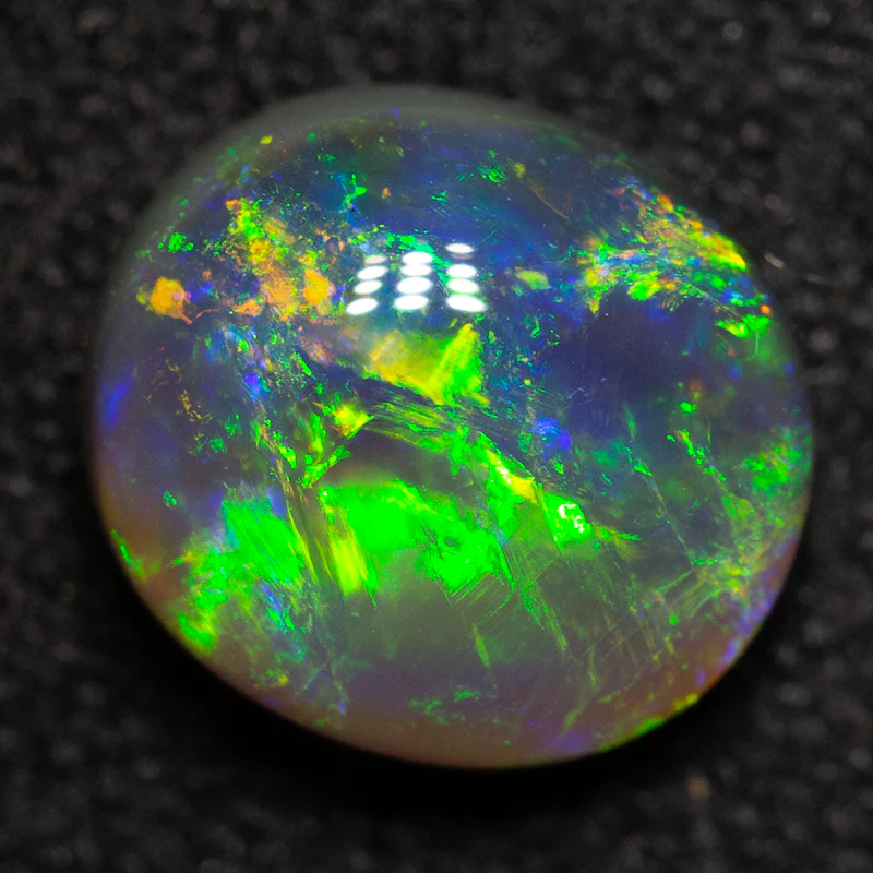 1.32 ct black opal 7.9x6.9x4.1mm - Image 2