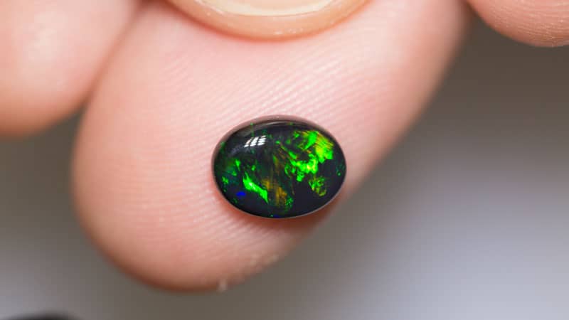 1.32 ct black opal 9x7x3mm - Image 2