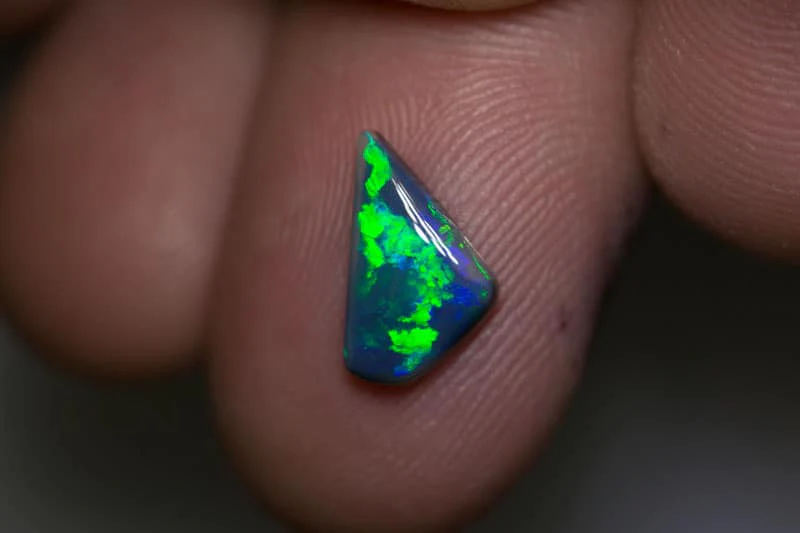 1.34 ct black opal 10x8x3mm - Image 4
