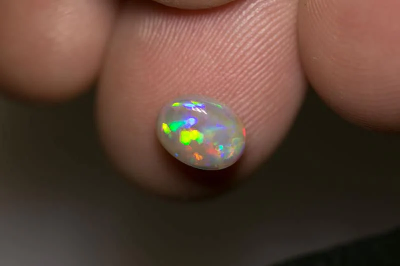 1.34 ct dark opal 8x6x4mm - Image 2