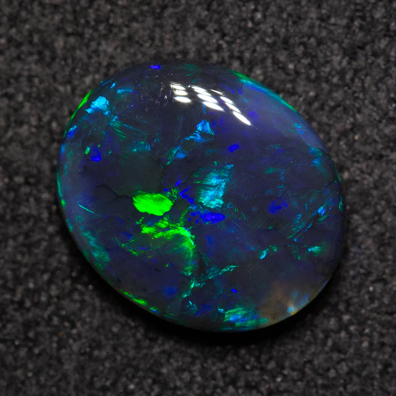 1.36 ct black opal 9.2x7.6x3.1mm - Image 3