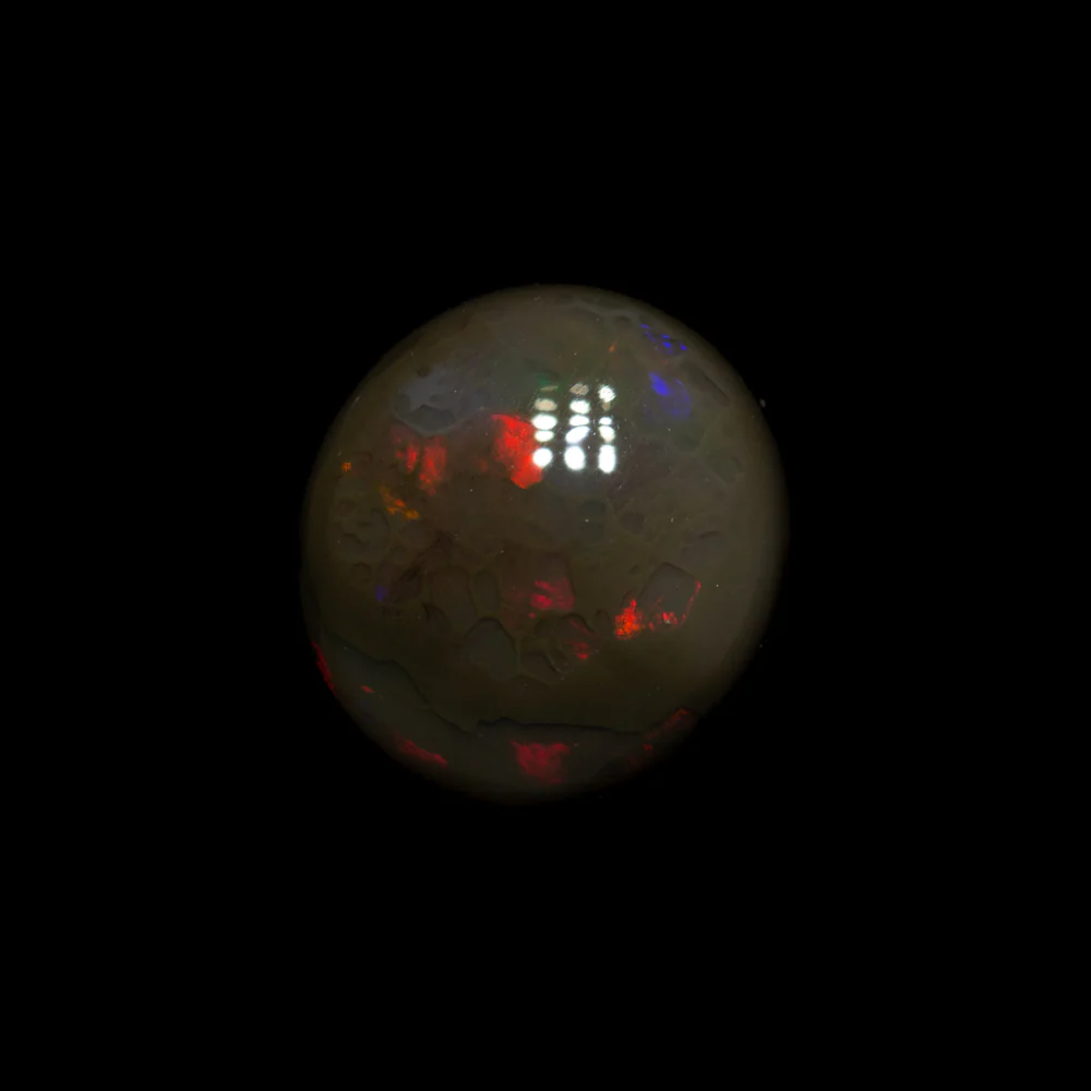 1.37 ct black opal 7.8x7.3x3.7mm - Image 2