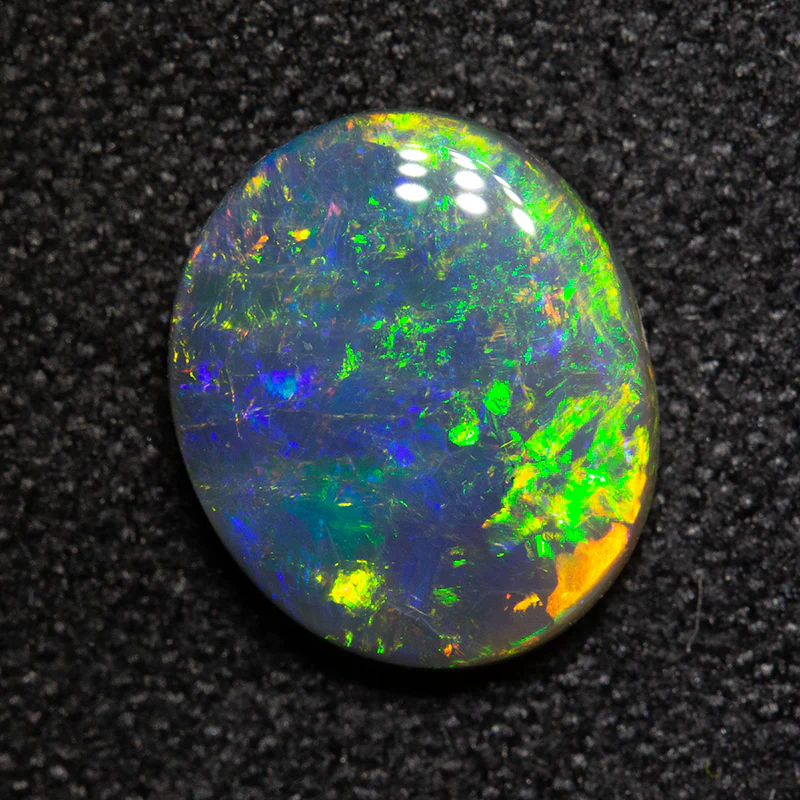 1.37 ct black opal 9.4x7.4x2.7mm - Image 2